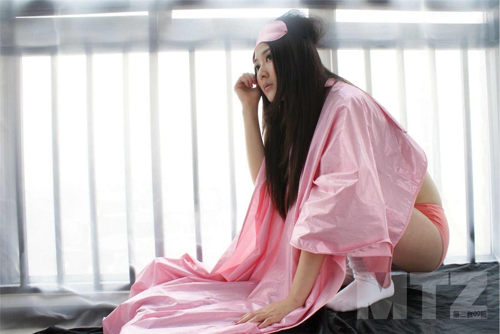 美腿志 不用擦粉的女生